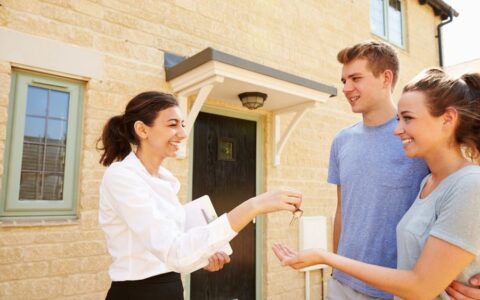 20 Questions to Ask When Renting a House: A Comprehensive Guide for Renters