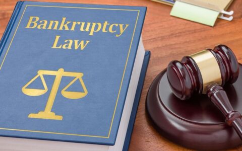 Bankruptcy: A Fresh Start with the Right Defense – A Look at Lawyer.com’s Bankruptcy Defense Lawyers Service